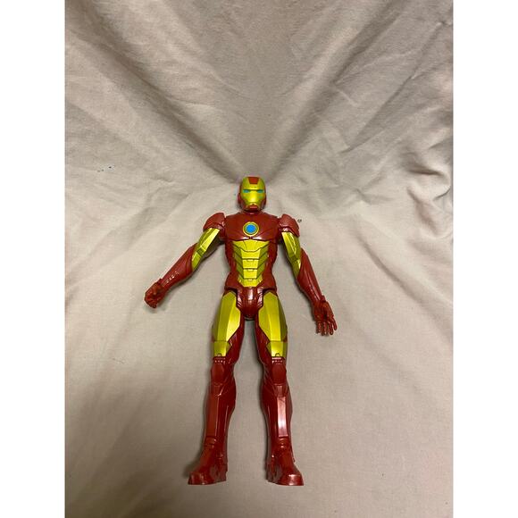Hasbro Marvel Avengers Series Marvel Assemble Titan Hero Iron Man 12' Act Figure - Picture 1 of 2